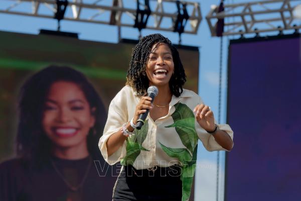 More than This - Cece Winans in Concert